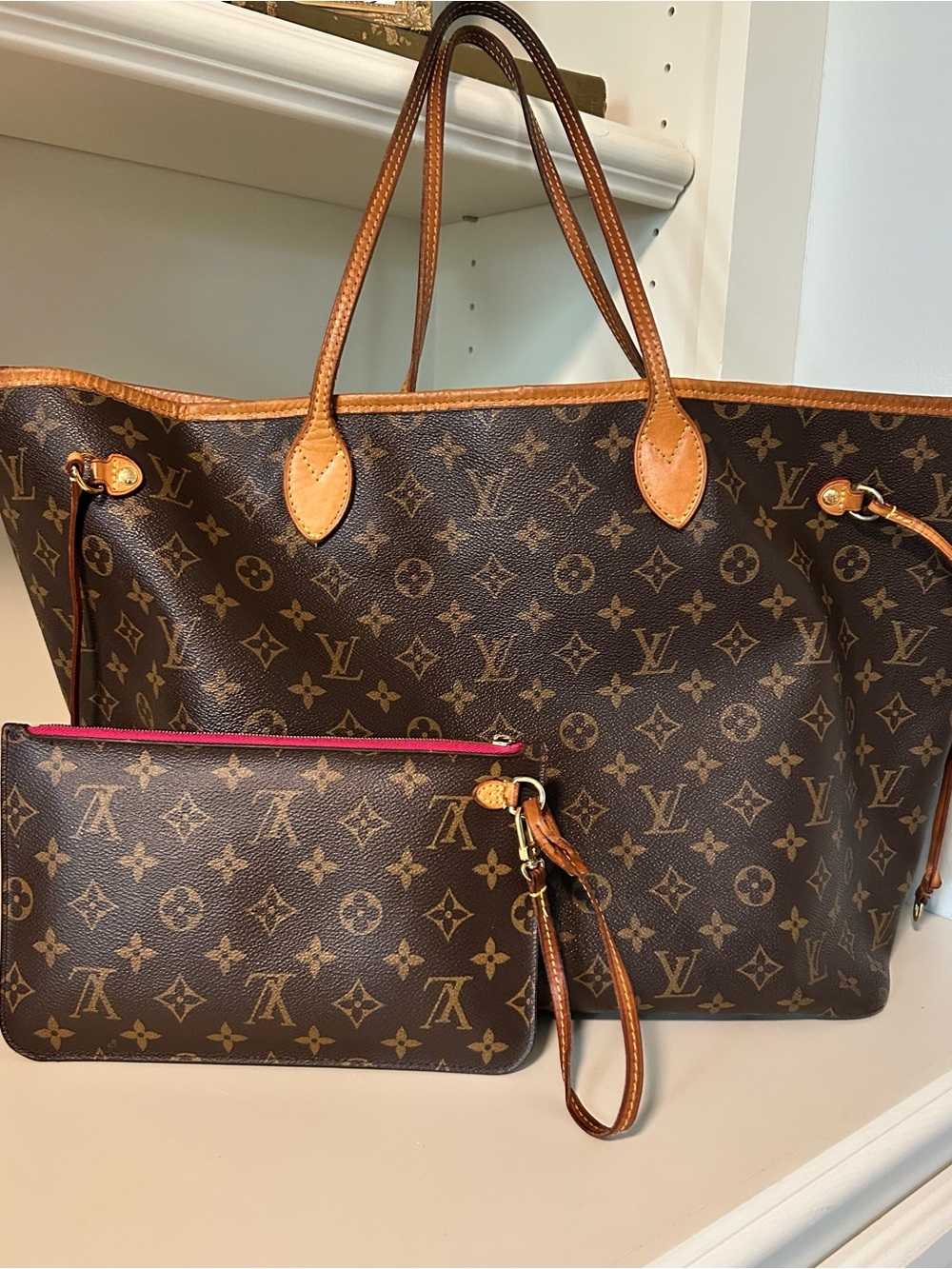 Louis Vuitton Neverfull Monogram GM bag & wristlet